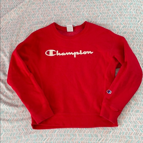 Champion Sweaters - Red champion reverse weave sweatshirt size S